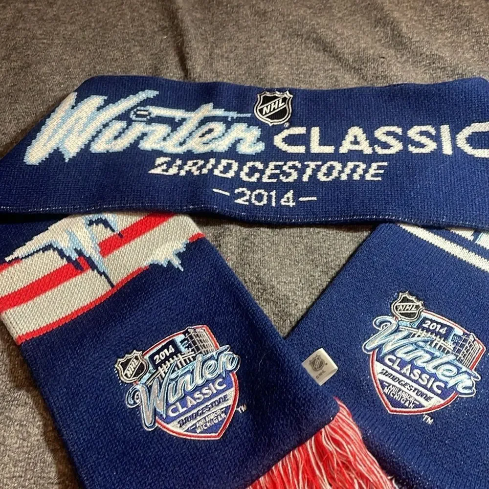 Reebok Winter Classic 2014 Scarf - Blue and Red